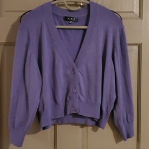 MAK V-neck 3/4 Sleeve Cropped Cardigan Sweater in Lavender Lilac